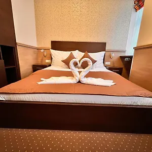 Centrál 21 3*, Budapest Magyarország